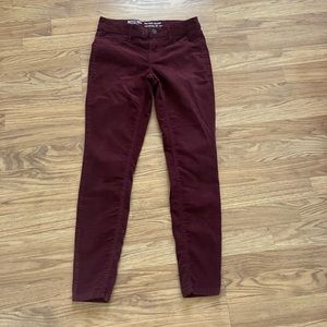 Mossimo  Burgundy Corduroy Mid-Rise Skinny Pants Size 0